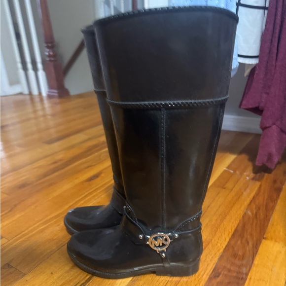 Michael Kors Rain Boots Size 7 - Picture 2 of 4